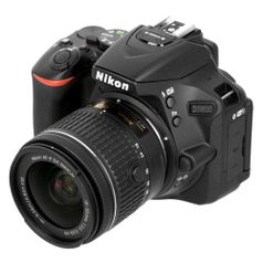 Зеркальный фотоаппарат Nikon D5600 kit ( 18-55 VR AF-P f/3.5-5.6G), черный (411838)