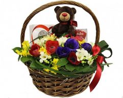 Мишка, розы и конфеты в корзине Девочка моя (117938509)