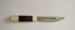 Нож Якут средний 18 из дамаска,  рукоять из стабилизированного дерева с рогом (803568102)