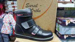 Сурсил-Орто (лечебная антивальгусная обувь) Ботинки Сапоги на байке высокие берцы демисезон 23-222-1 Черный-серый  (6829)