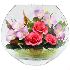 Цветы в стекле: Композиция из натуральных роз и орхидей                                                (6525)