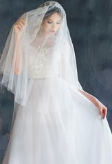 Эксклюзивное свадебное платье VIRINEA