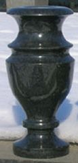Черная ваза для цветов на гранитный памятник (30022256)