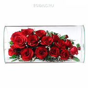 Цветы в стекле: Композиция из красных роз  (13217)