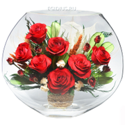 Цветы в стекле: Композиция из красных роз (11495)